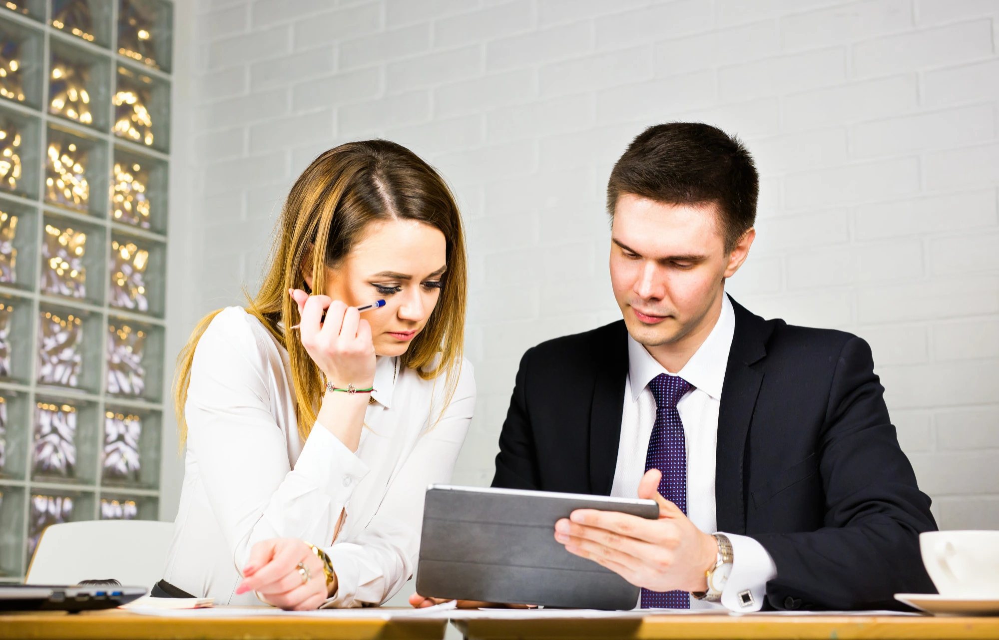 Bookkeeping vs Accounting: What UAE Businesses Need